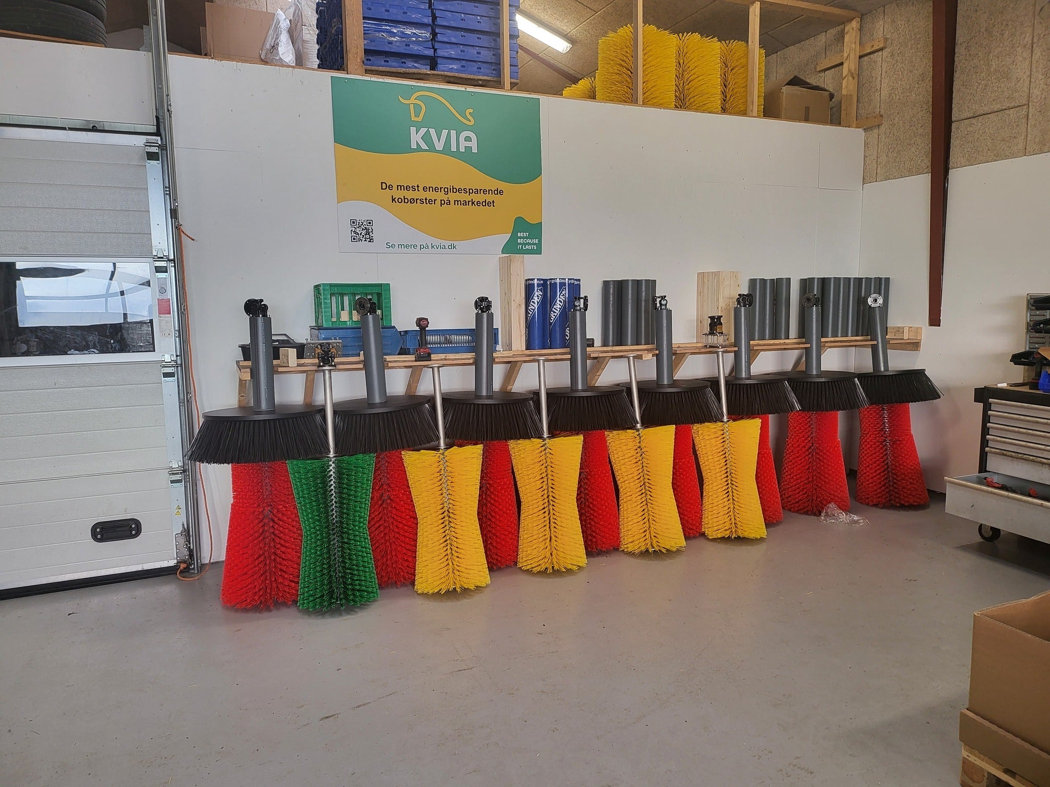 Sælg Kvia's Kobørster i dine egne brandfarver!